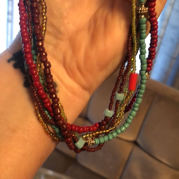 Set of (10) Vintage Necklaces - Picture 14 of 17